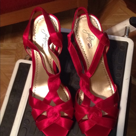 Shoes - Picture 2 of 2